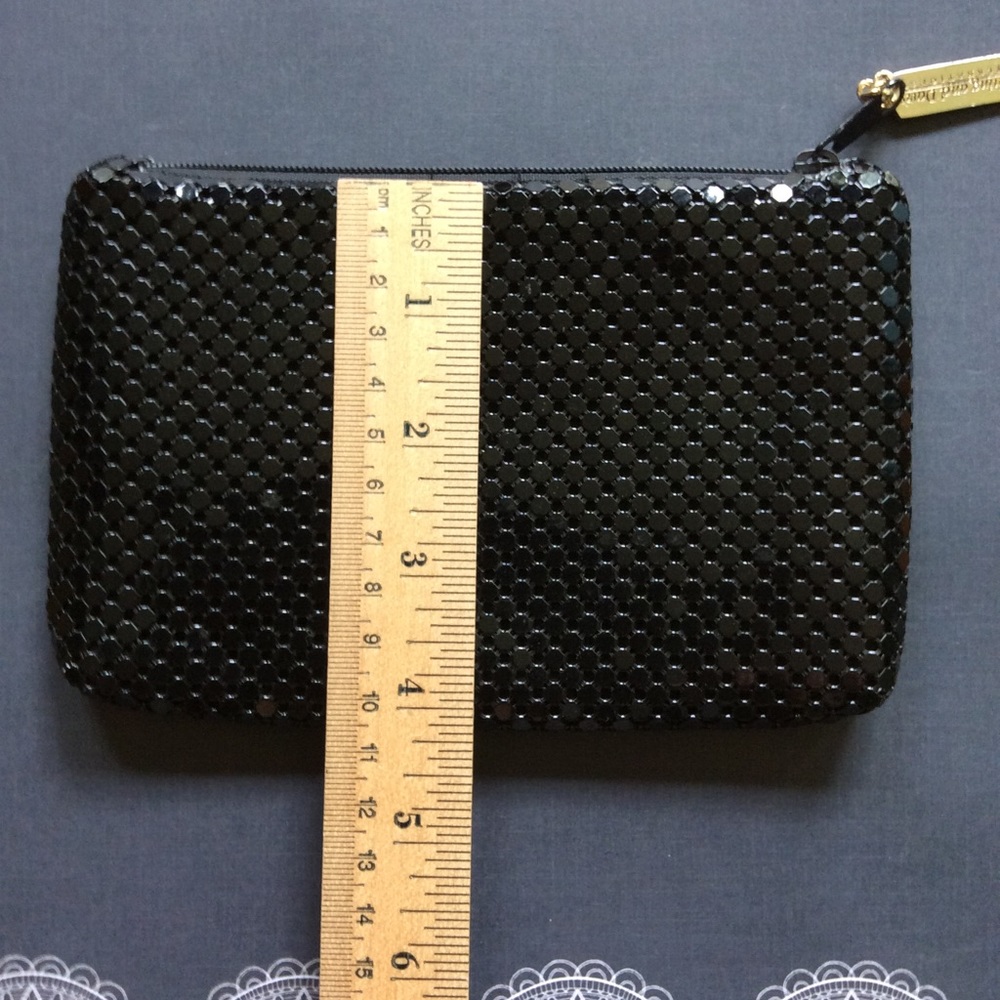Whiting & Davies: Black Evening Purse. - Picture 6 of 9